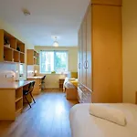 36 - Superb 2br - Sleeps 6 *