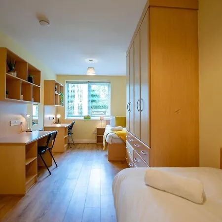 36 - Superb 2br - Sleeps 6 *