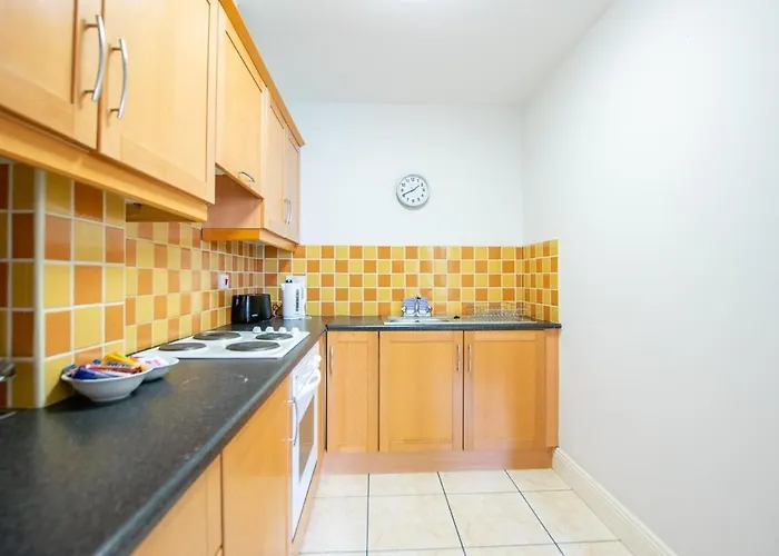 36 - Superb 2 Bed Apartment, Sleeps 6 Lägenhet