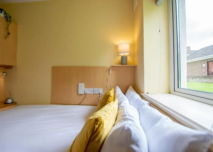 36 - Superb 2 Bed Apartment, Sleeps 6 Lägenhet *